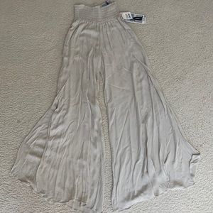 Rewash Medium Wide Leg Pant.